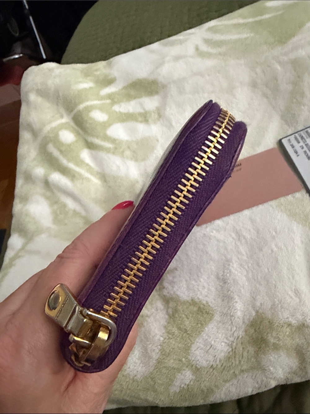 Miu Miu Violet Leather Zip Wallet with Gold Logo authenticity card included - Picture 7 of 11